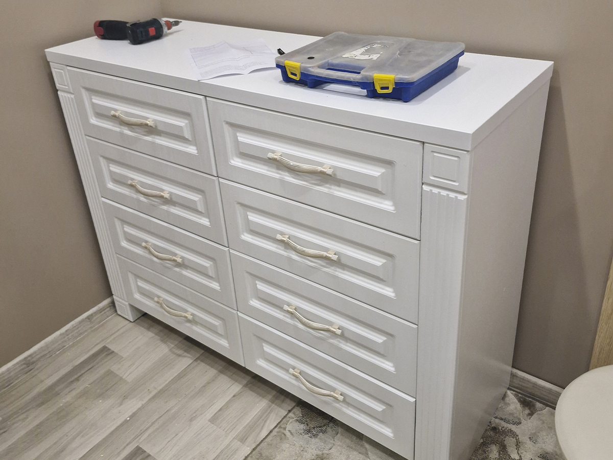 Александра 8